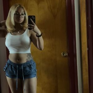 Meet your Posher, Cathy